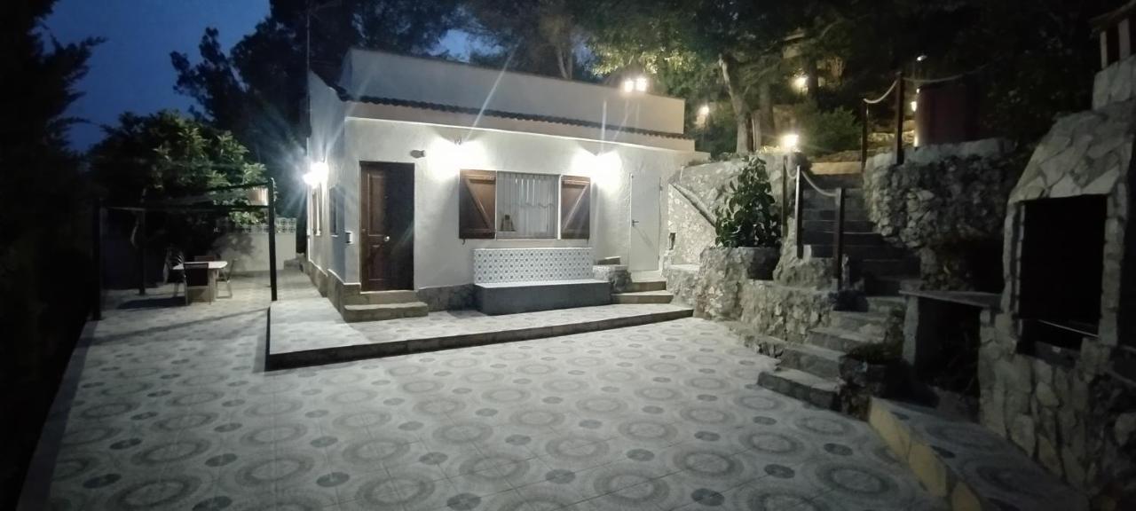 Silom House Sant Pere De Ribes Exterior foto
