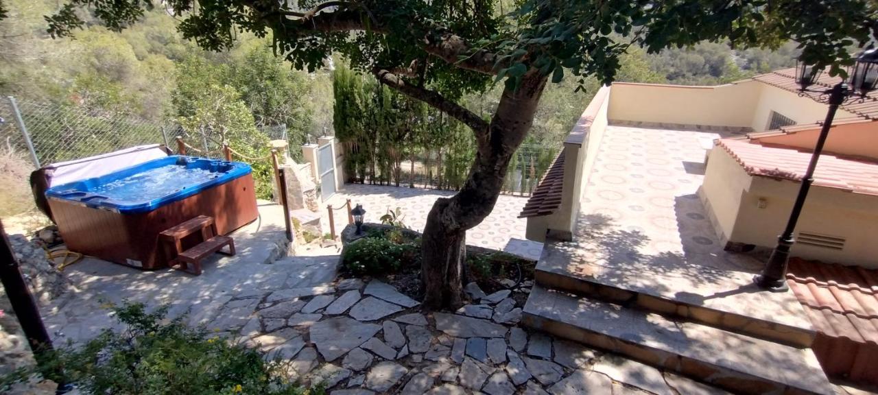 Silom House Sant Pere De Ribes Exterior foto