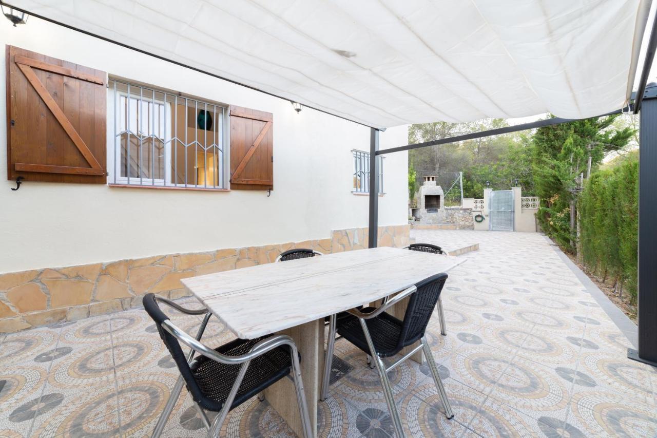 Silom House Sant Pere De Ribes Exterior foto